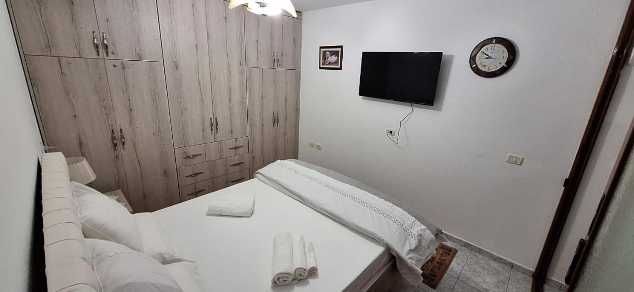 Marbi Guest House Гирокастра Экстерьер фото
